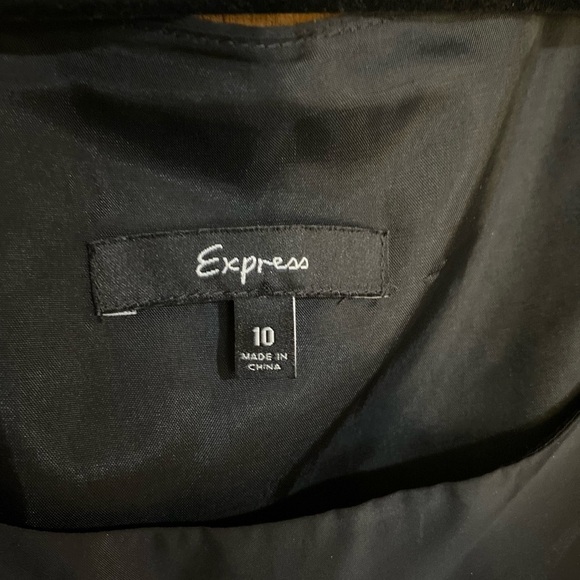 Express sleeveless mini Black Ruffle Cocktail Dress size 10 - Picture 8 of 9